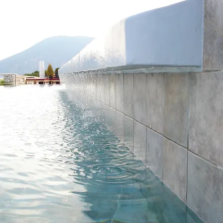 Emelisse Nature Hotel 5*