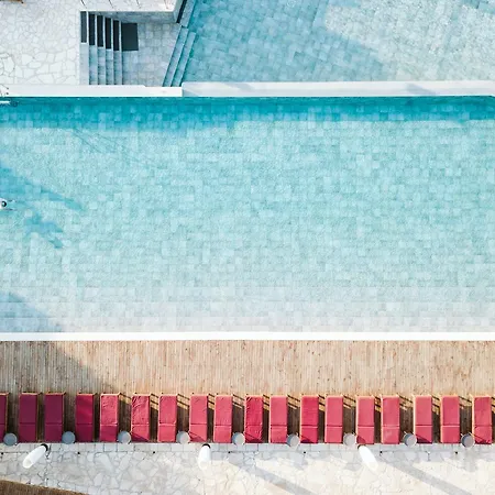 Emelisse Nature Hotel