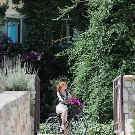 Otel Emelisse Nature