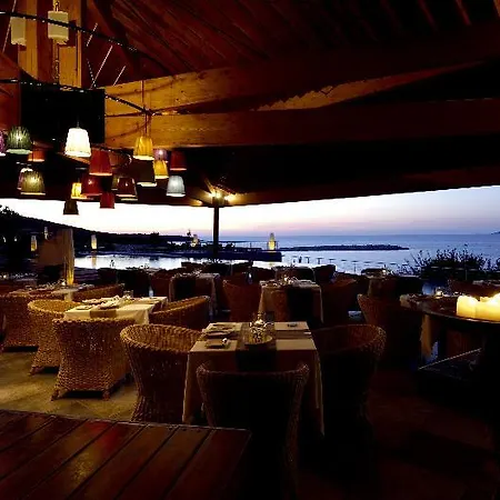 Emelisse Nature Hotel 5*